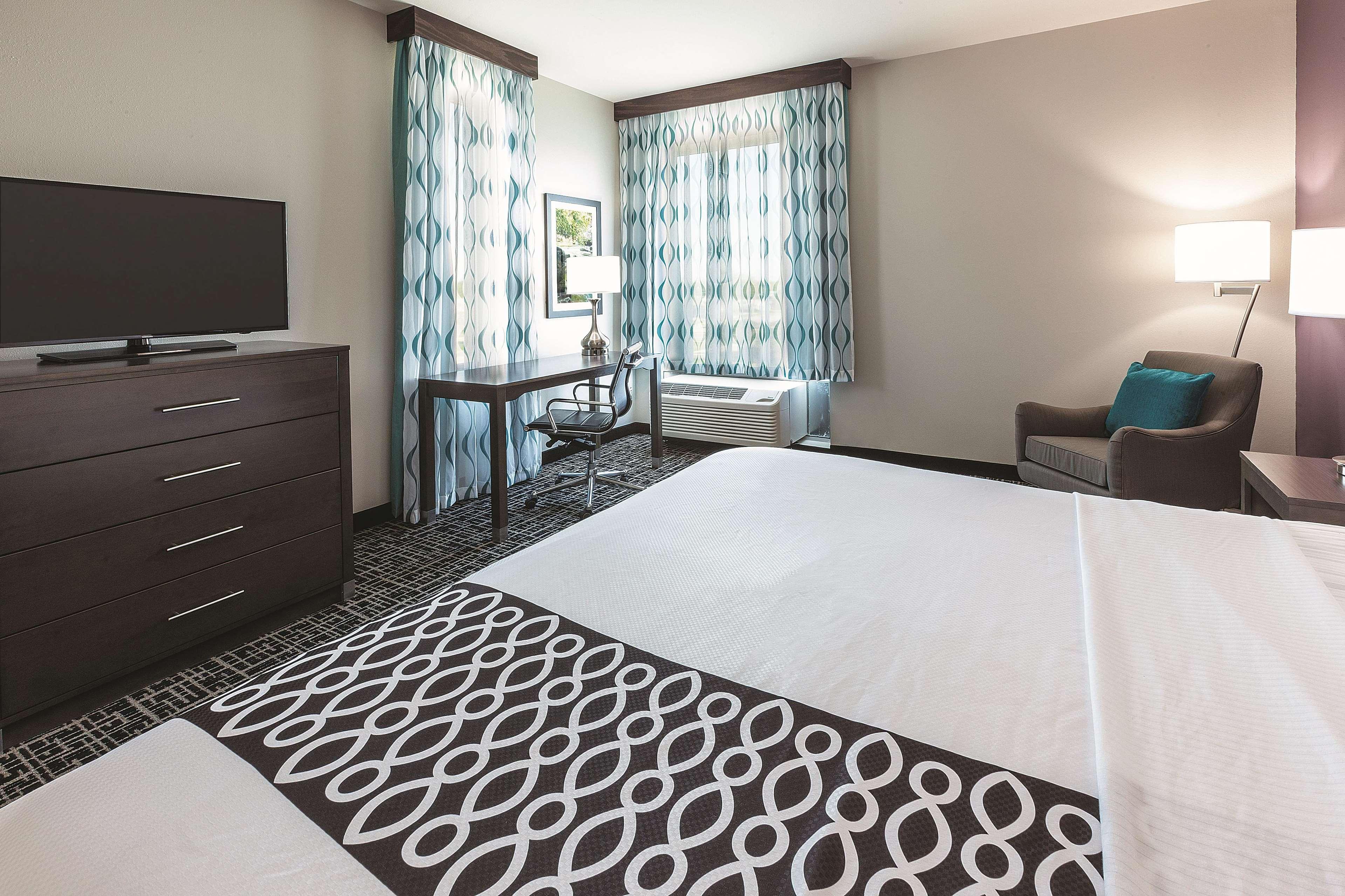 La Quinta By Wyndham טרה הוט מראה חיצוני תמונה