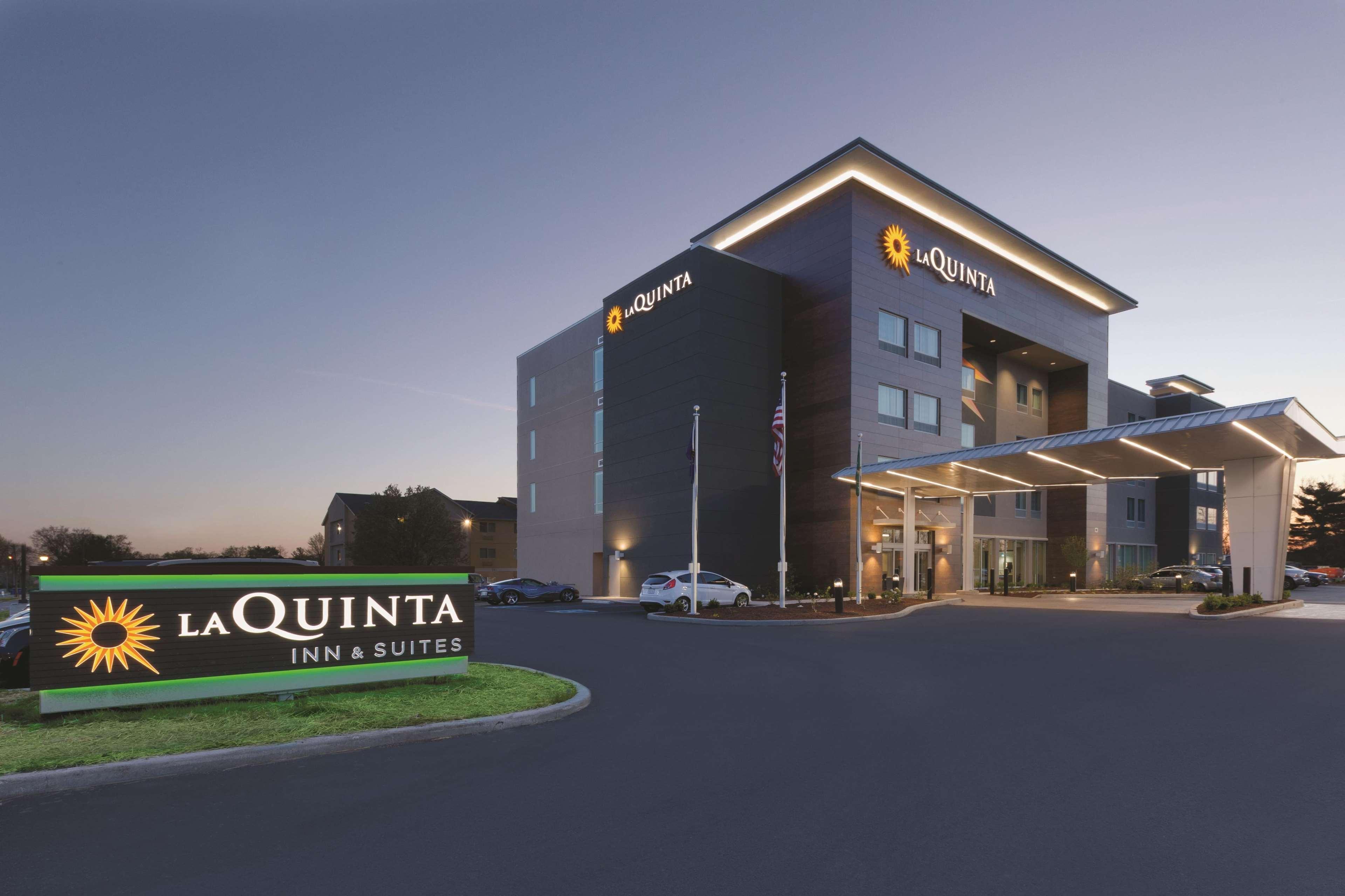La Quinta By Wyndham טרה הוט מראה חיצוני תמונה